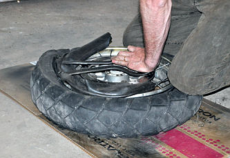 Démontage du pneu