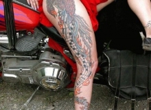 tatouage_motard_bikeuse